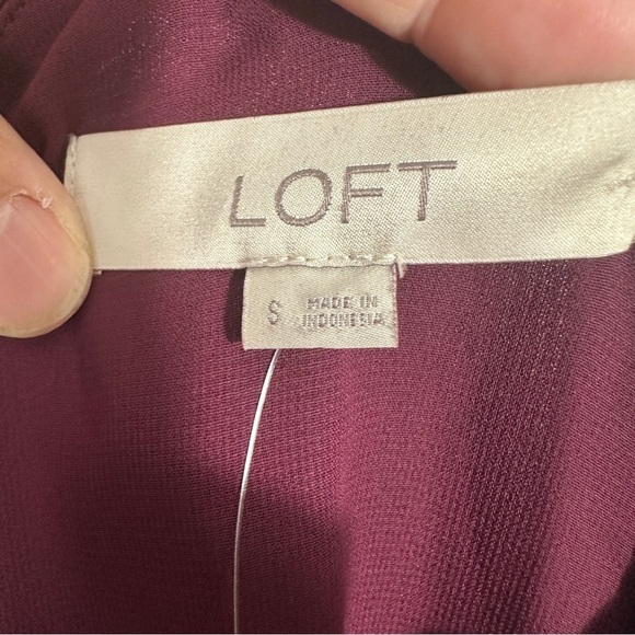New! LOFT Burgundy Women's cami top, velvet, spaghetti straps, size S, fall - Picture 5 of 8
